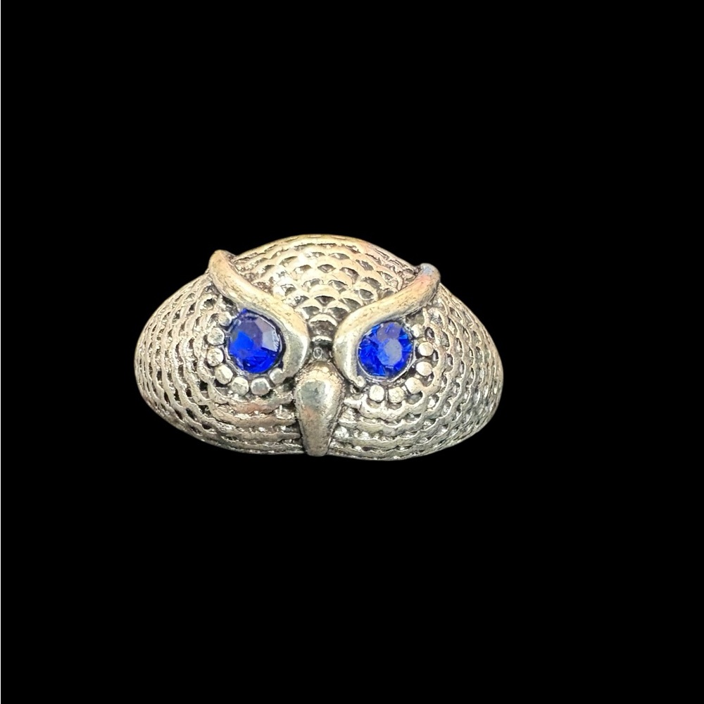 Silver Owl Ring with‎ Blue Accents